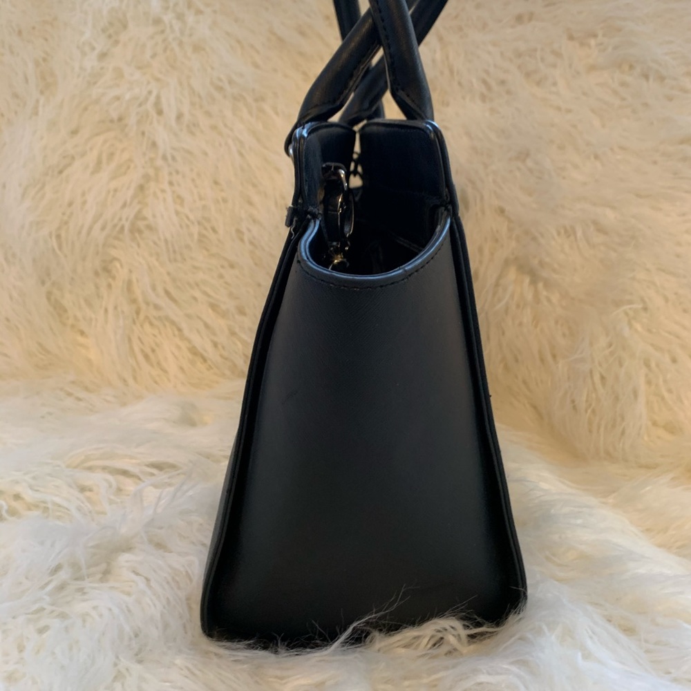 Purse - Picture 2 of 7